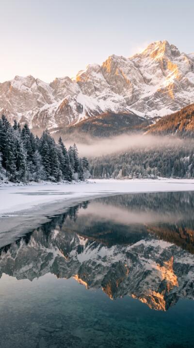Frozen Mountain Lake Wallpaper